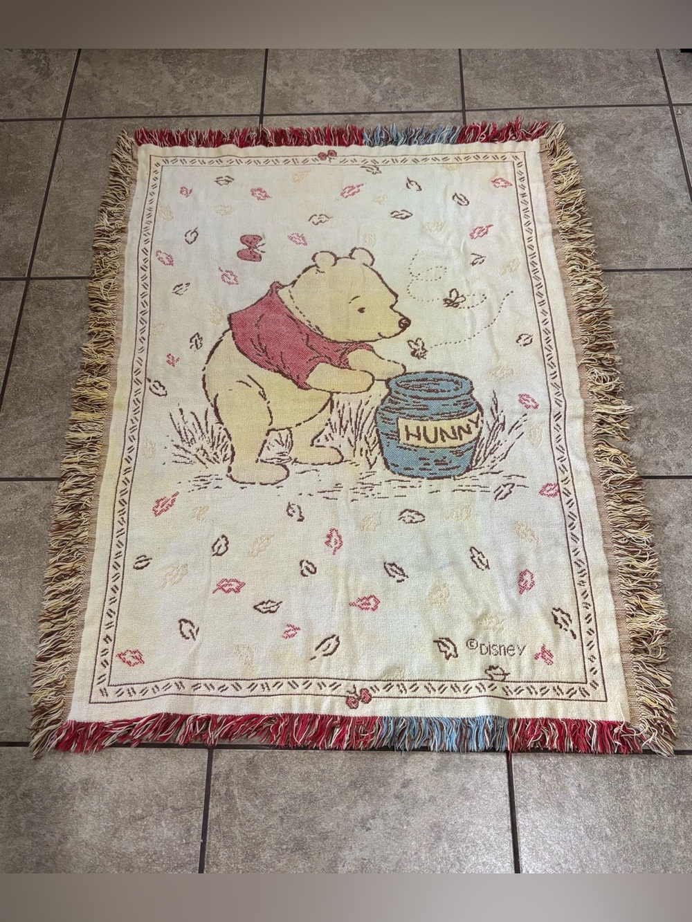 Vintage Cottagecore/Grandma Playfully Sweet Tapestry Winnie the Pooh Blanket